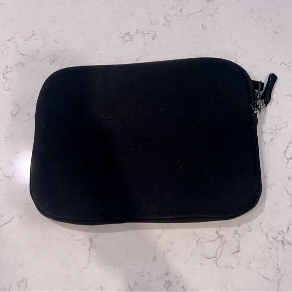 ROXY Multi Color Striped Tablet Case - Picture 2 of 9